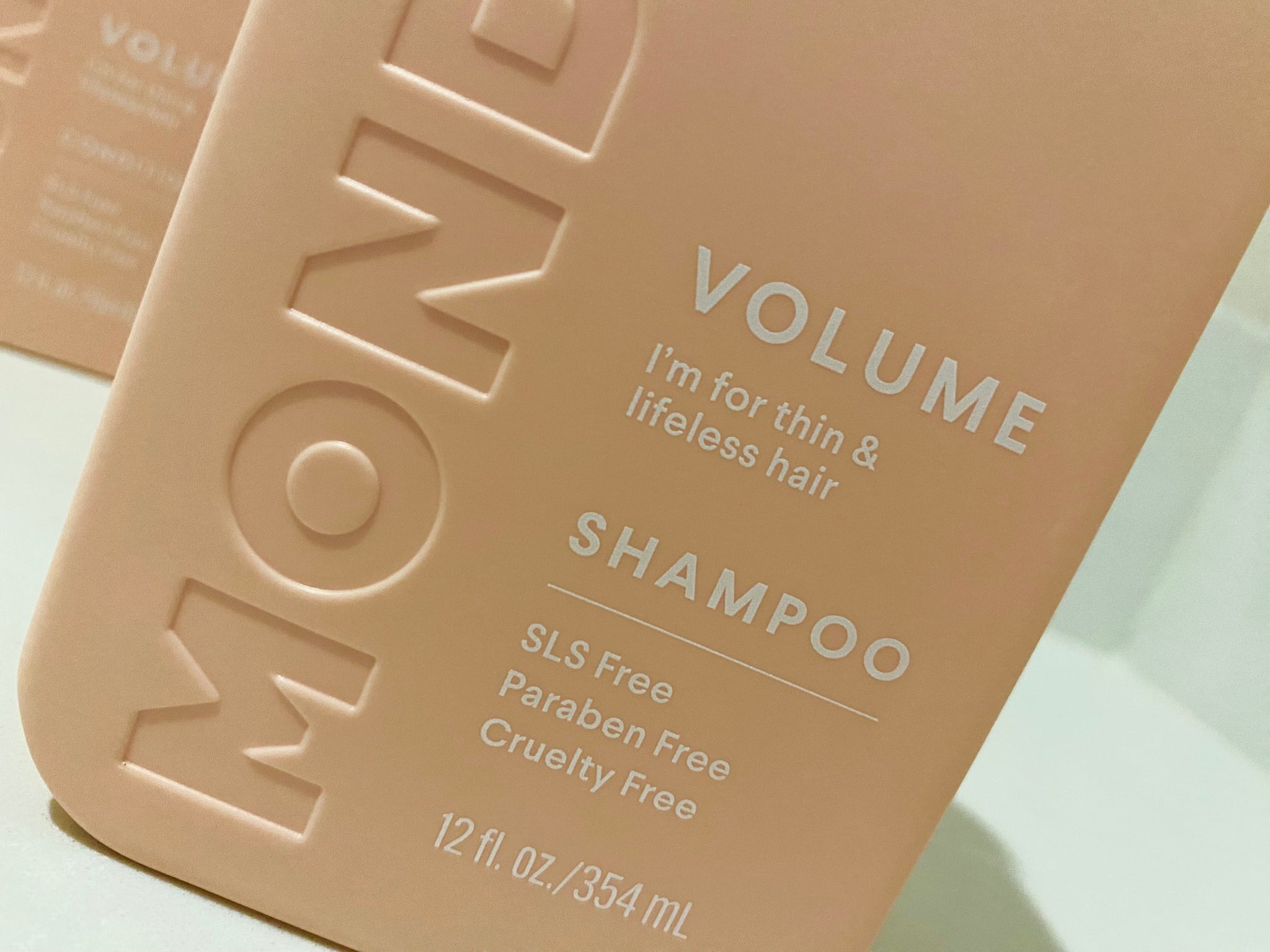 Monday Shampoo Review (More than a Cute Pink Bottle?)